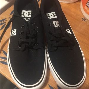 DC SHOES brand new